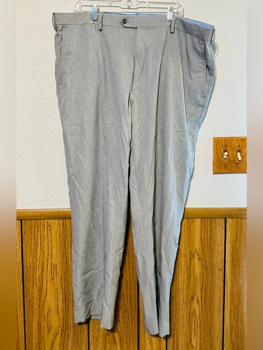 Roundtree & Yorke travel smart Men's Gray Dress Pants size 42x29
